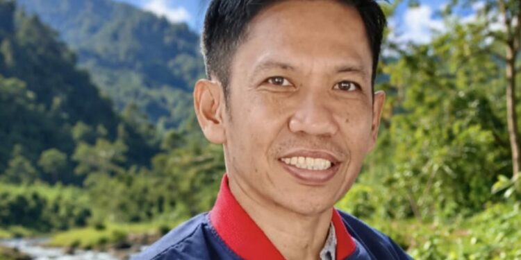 Muhammad Tang 
(Direktur PPs STAI Al-furqan Makassar/ Ketua Umum ICMI Muda MPW Sul-Sel)