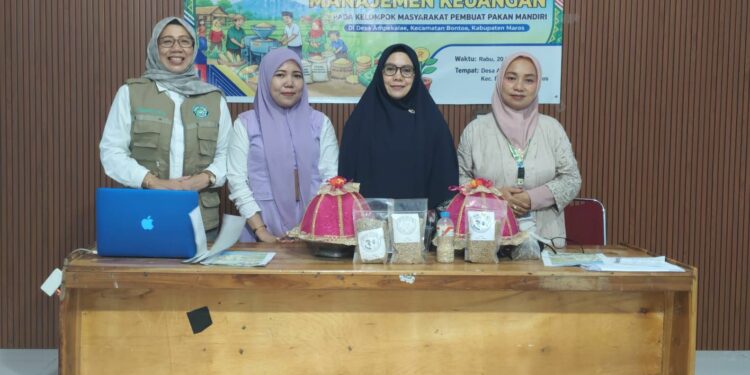 Universitas Muslim Maros (UMMA) menggandeng Universitas Hasanuddin (UNHAS), Pusat Layanan Usaha Terpadu (PLUT), serta Rumah Kemasan Kabupaten Maros untuk menggelar Kegiatan Pengabdian Masyarakat (PKM) kolaboratif di ruang pertemuan Kantor Desa Ampekale, Kecamatan Bontoa, Kabupaten Maros, Rabu (20/5/2026)