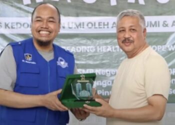 AMSA dan UMI Gelar Bakti Sosial di Pinrang, 300 Warga Dapat Layanan Kesehatan Gratis