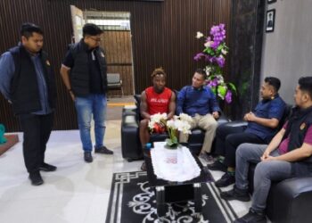 Imigrasi Parepare Limpahkan Deteni WN Kamerun ke Rudenim Makassar, Tunggu Proses Deportasi