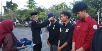 Ratusan Mahasiswa UMPAR Diterjunkan ke Lokasi KKN, Dibekali Pesan Pengabdian dan Integritas