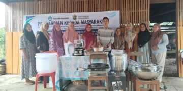 Tim Pengabdian kepada Masyarakat (PKM) dari Universitas Hasanuddin (Unhas) melaksanakan program pendampingan bagi Kelompok Pengolah dan Pemasar (Poklahsar) Milkfish Lestari yang berlokasi di Desa Lompulle, Kecamatan Ganra, Kabupaten Soppeng