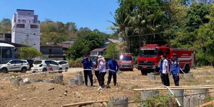 Antisipasi Kebakaran, RS dr. Hasri Ainun Habibie Parepare Gelar Pelatihan Code Red dan Simulasi Kebakaran