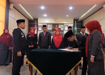 Wali Kota Parepare Lantik Direktur Perumda Air Minum Tirta Karajae dan Pejabat Struktural