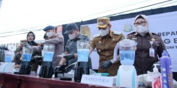 Wawali Parepare Turut Musnahkan Barang Bukti di Kejari