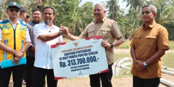 Hadapi Kemarau, Gubernur Sulsel Tinjau Pompanisasi Sungai Saddang untuk Irigasi Pertanian Pinrang