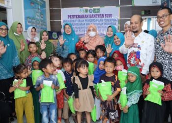 Pemkab Pinrang Salurkan Bantuan Susu untuk Cegah Stunting di 2 Kecamatan