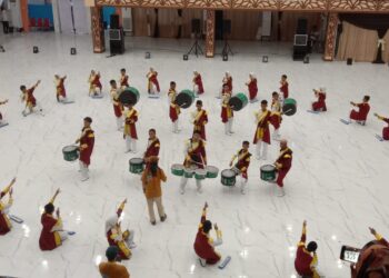Penuh Energik dan Percaya Diri, Tim Swara Drumband SMAN 4 Jeneponto Tampil di Panggung Phinisi Marching Competition VII