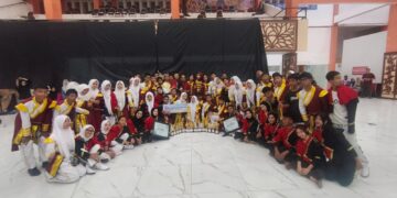 Dari Ujung Bangkala ke Panggung Nasional, Gema Swara Ujung Moncong SMAN 4 Jeneponto Raih Juara 2 PMC VII UNM